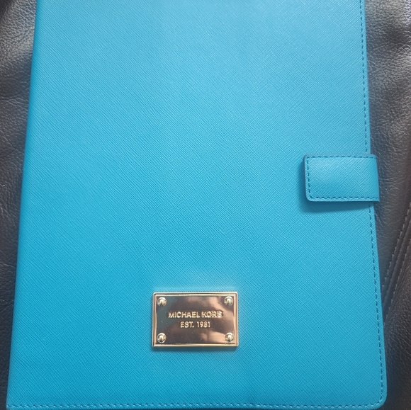 Michael kors Ipad case - Picture 3 of 8
